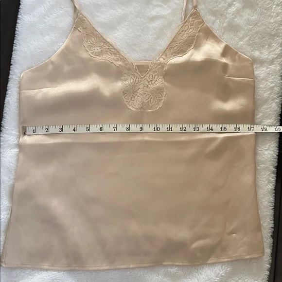 NWOT Express Cream Satin Lace V-Neck Cami Size XS - Picture 9 of 11